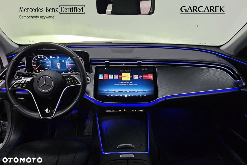 Mercedes-Benz Klasa E - 16