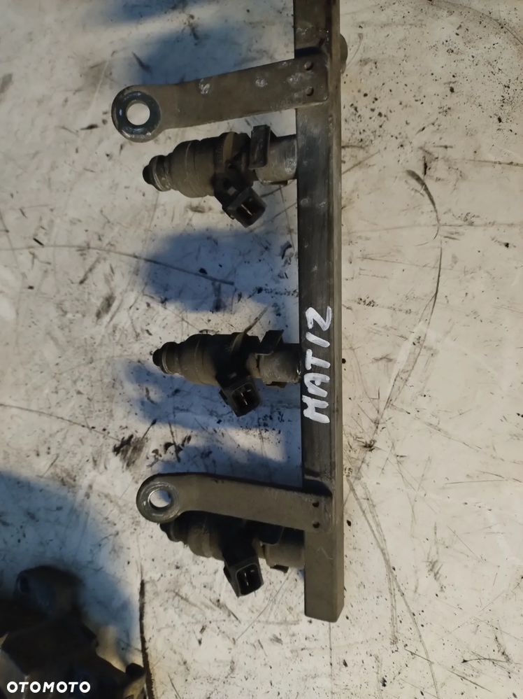 Daewoo matiz listwa wtryskowa wtryski - 1