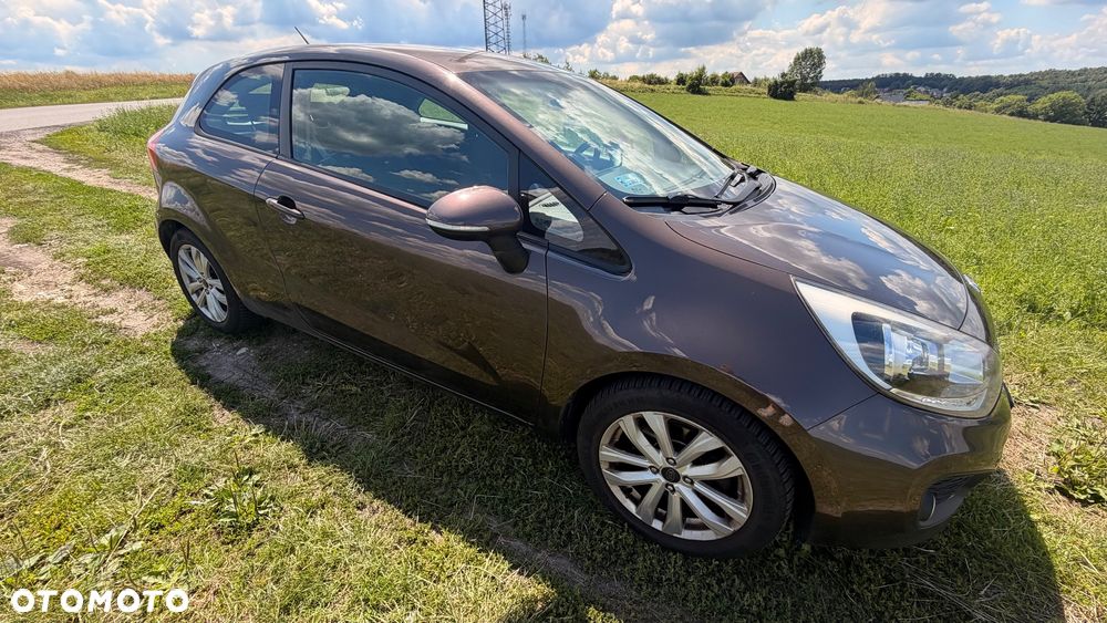 Kia Rio 1.1 crdi M - 9