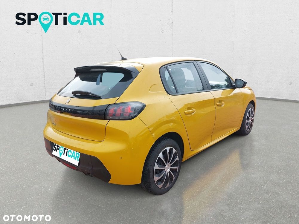 Peugeot 208 - 5