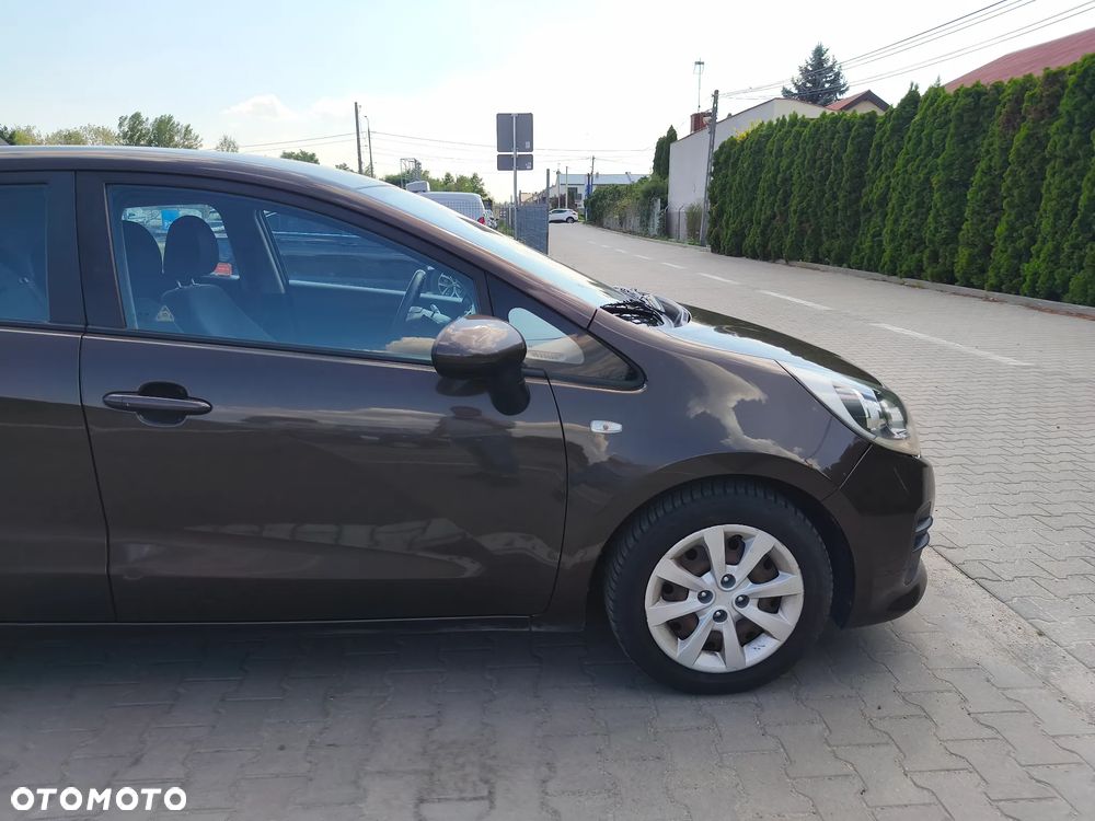 Kia Rio 1.2 M - 4