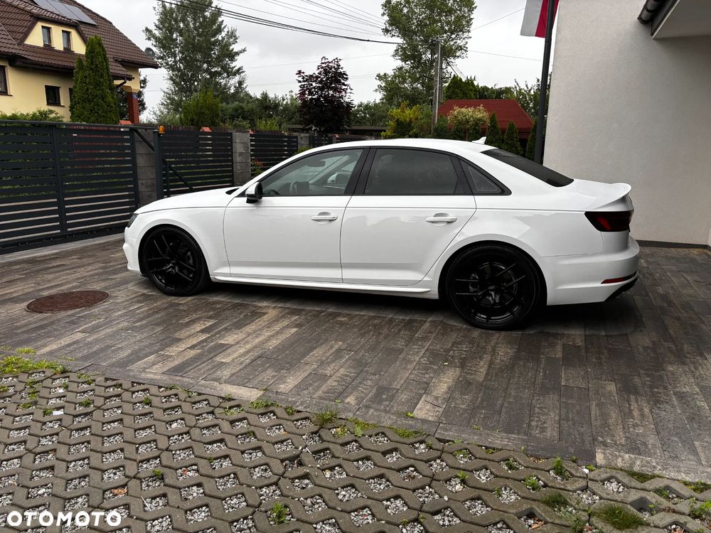 Audi A4 Limousine 40 TFSI S tronic design - 36