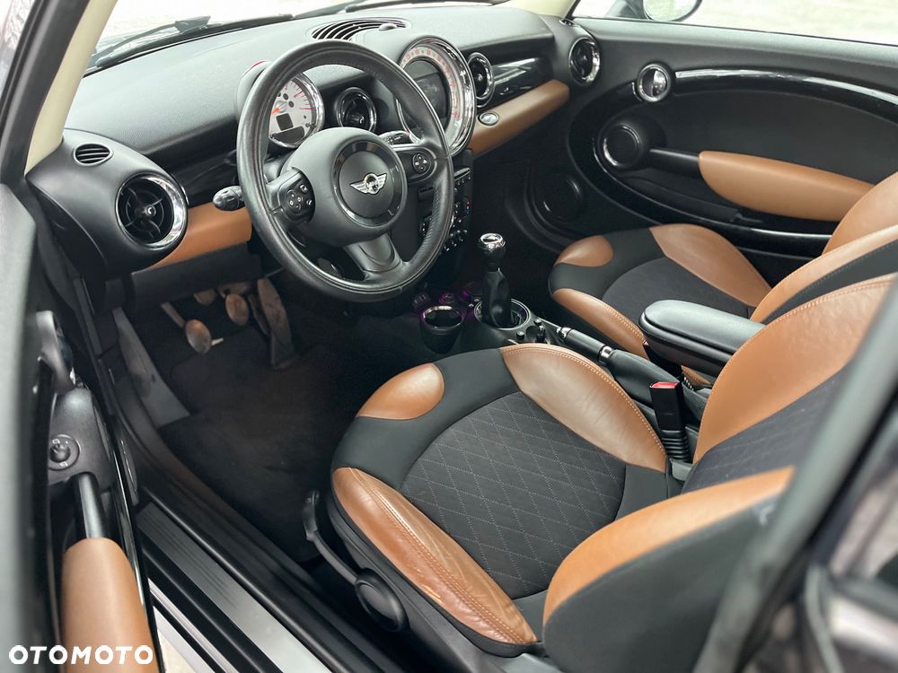 MINI Clubman Cooper D - 15