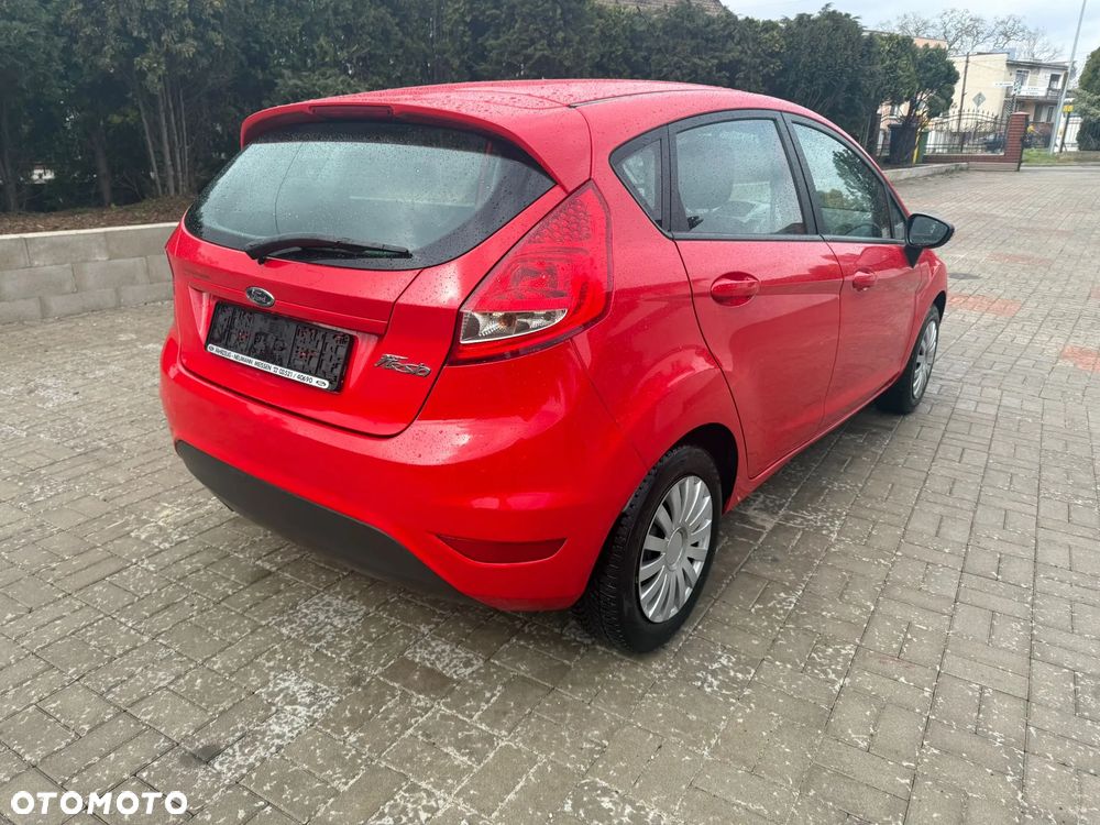 Ford Fiesta 1.25 Champions Edition - 4