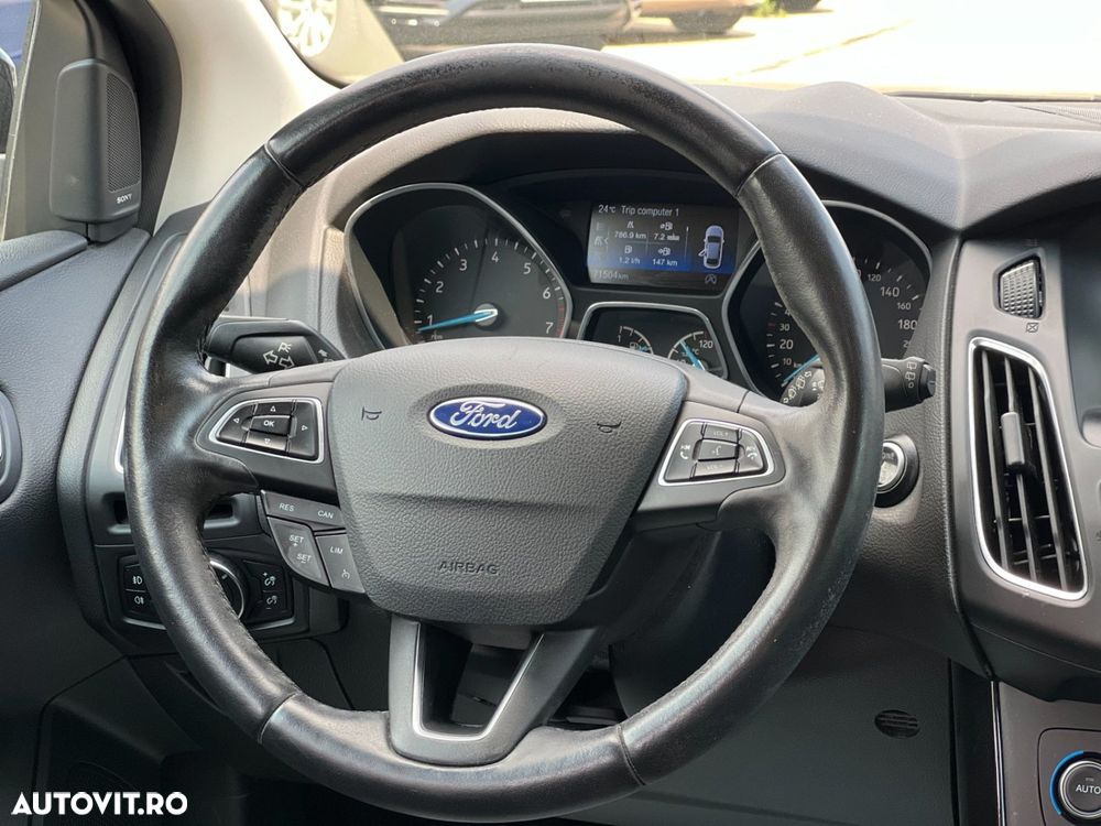 Ford Focus 1.5 EcoBoost Titanium Business - 13