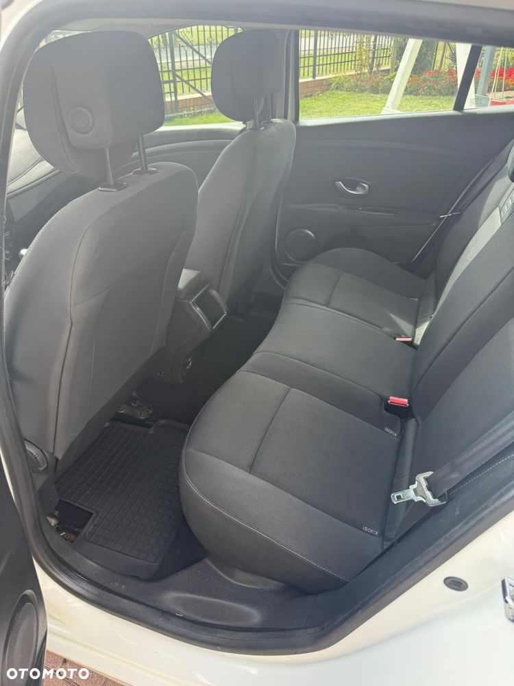 Renault Megane 1.6 16V Authentique - 10