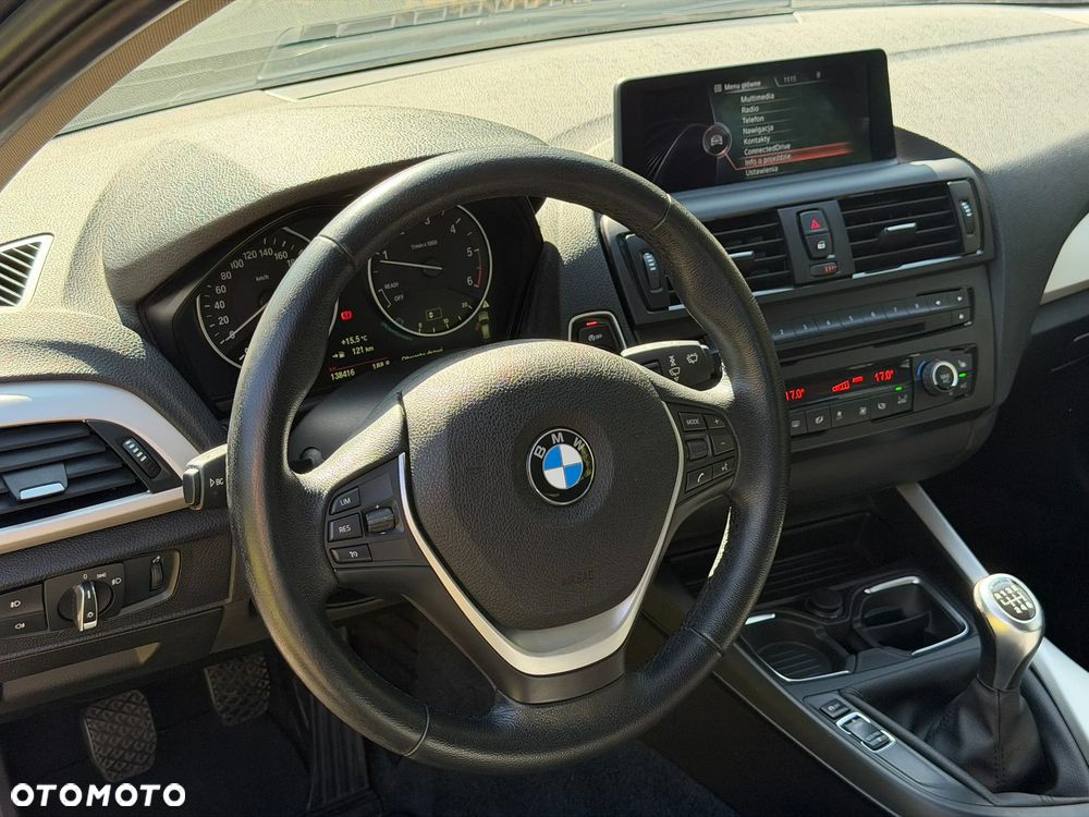 BMW Seria 1 125d - 19