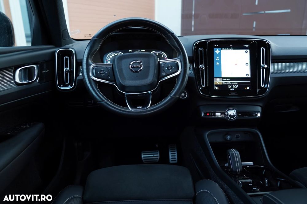 Volvo XC 40 D4 AWD Geartronic R-Design - 11