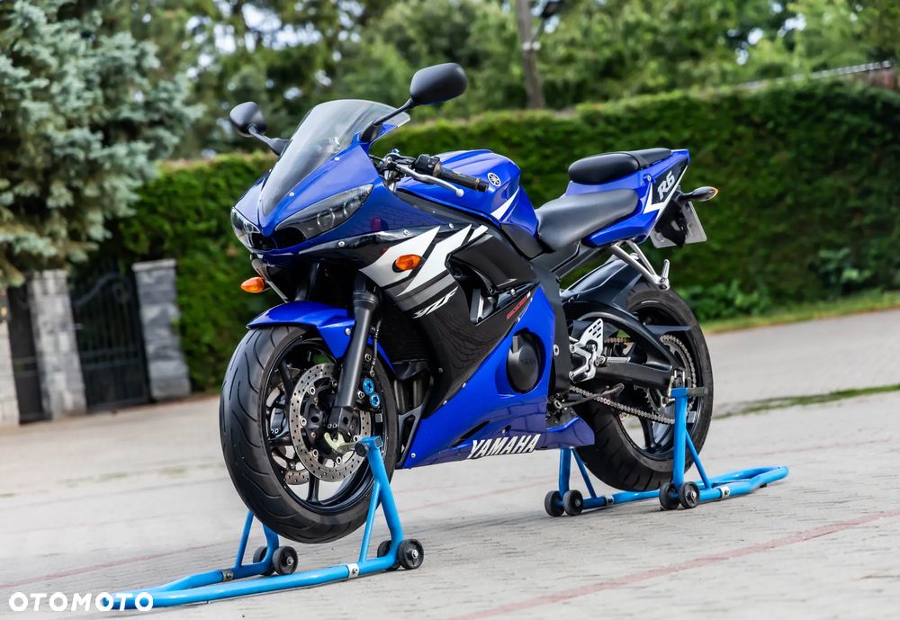 Yamaha R6 - 3