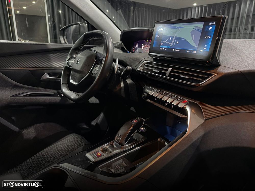 Peugeot 3008 1.5 BlueHDi Allure EAT8 - 27