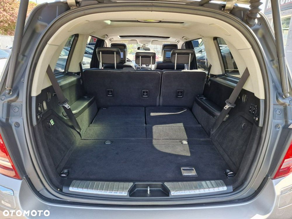 Mercedes-Benz GL - 32