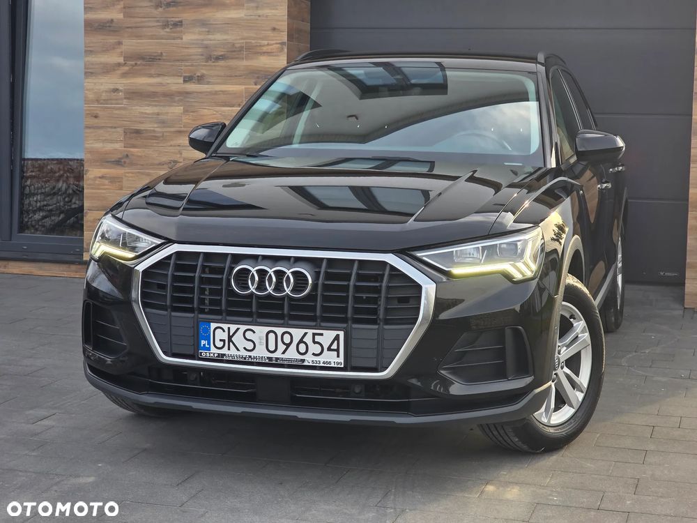 Audi Q3 35 TFSI S tronic - 1