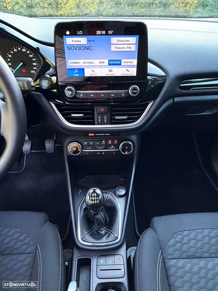 Ford Fiesta 1.0 EcoBoost S&S TITANIUM - 23