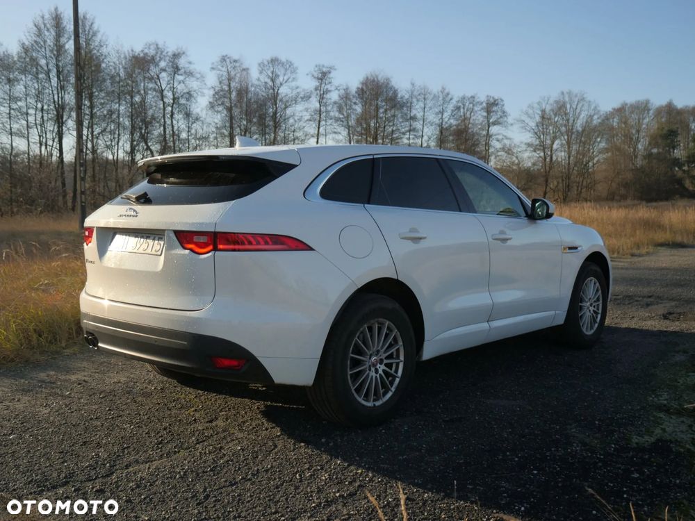 Jaguar F-Pace 2.0 i4D RWD Pure - 13