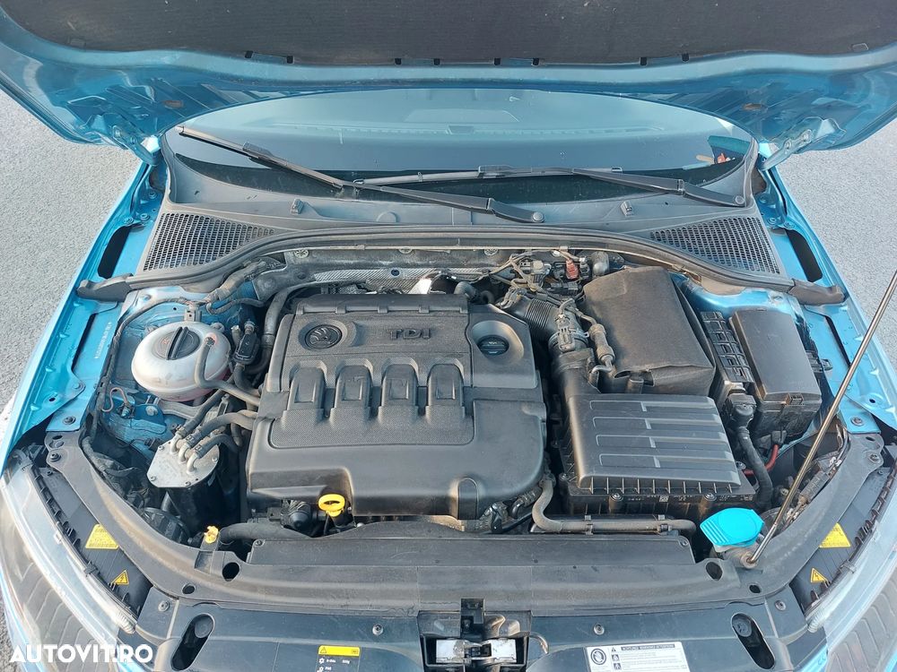 Skoda Octavia 1.6 TDI DSG Style - 11