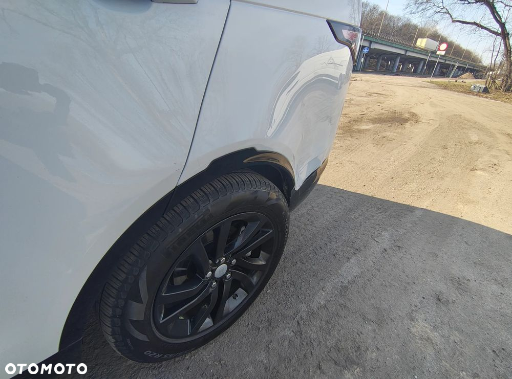 Land Rover Discovery V 2.0 Si4 HSE Luxury - 6