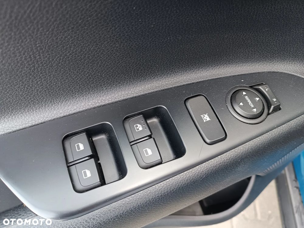 Kia Stonic - 17