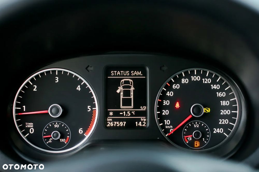 Volkswagen Amarok 2.0 BiTDI Autm Highline - 27