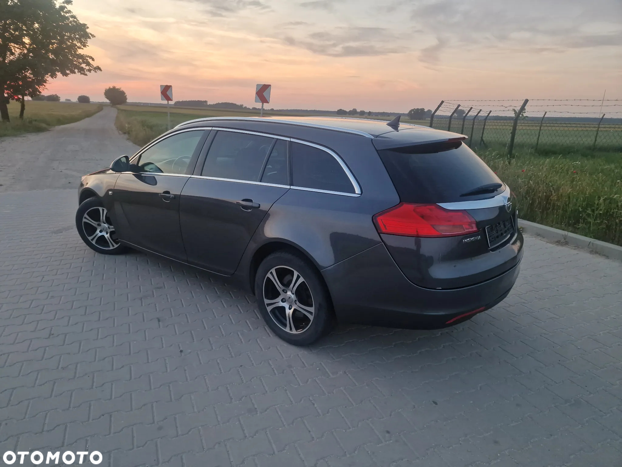 Opel Insignia 2.0 CDTI Edition - 4