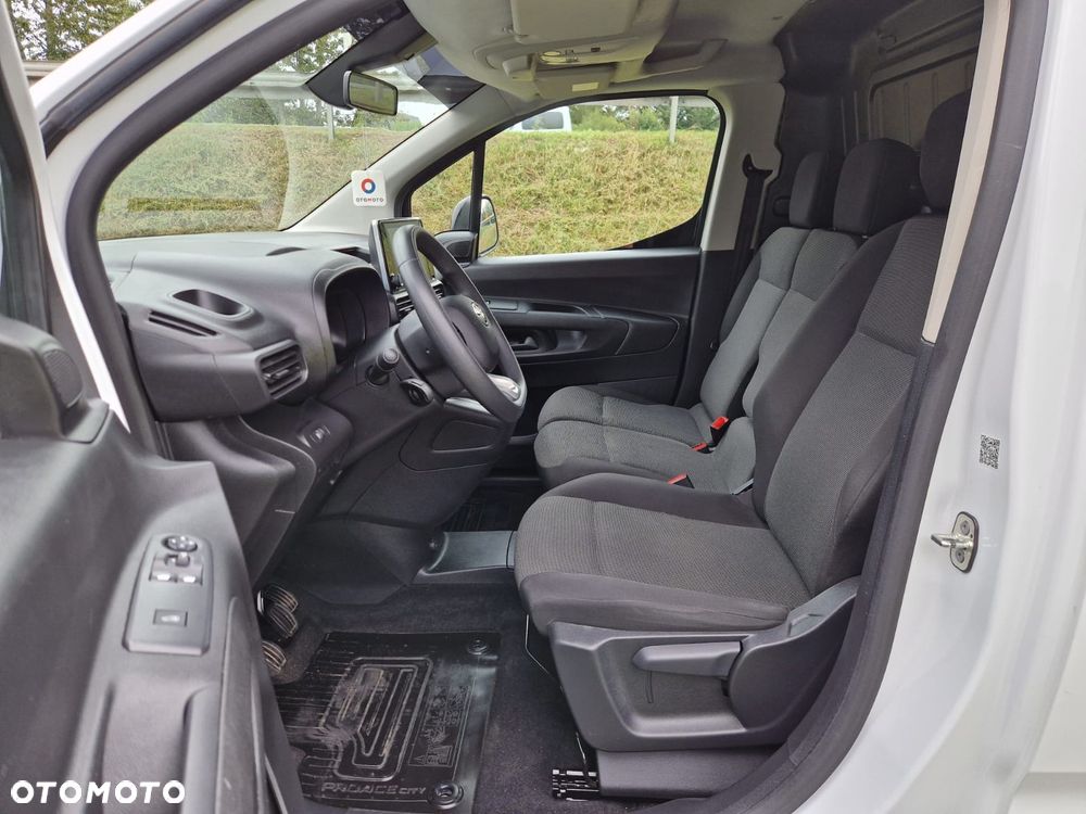 Toyota Proace City - 12