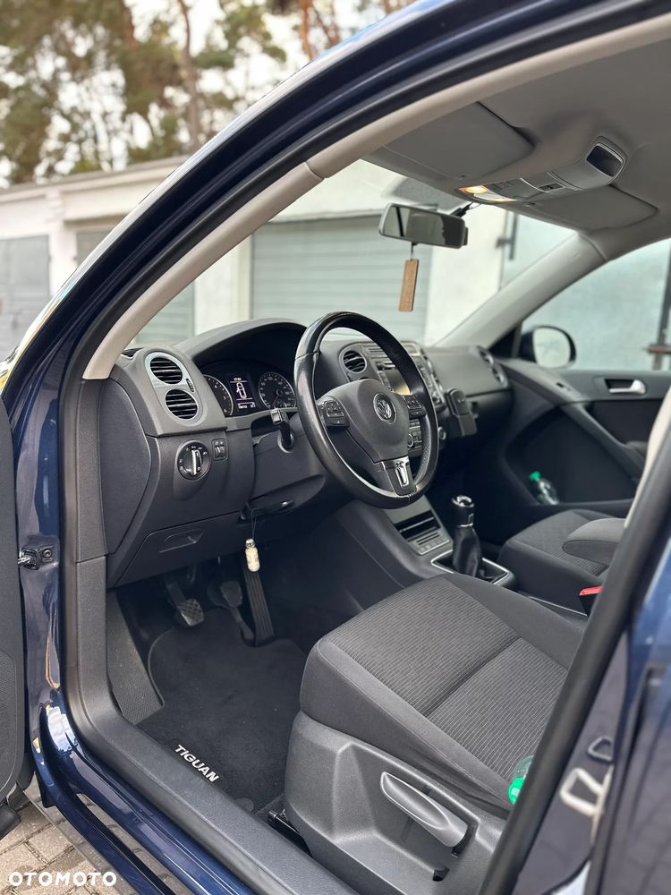 Volkswagen Tiguan - 16