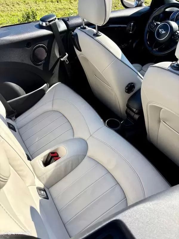 MINI Cabrio Cooper D Auto - 11