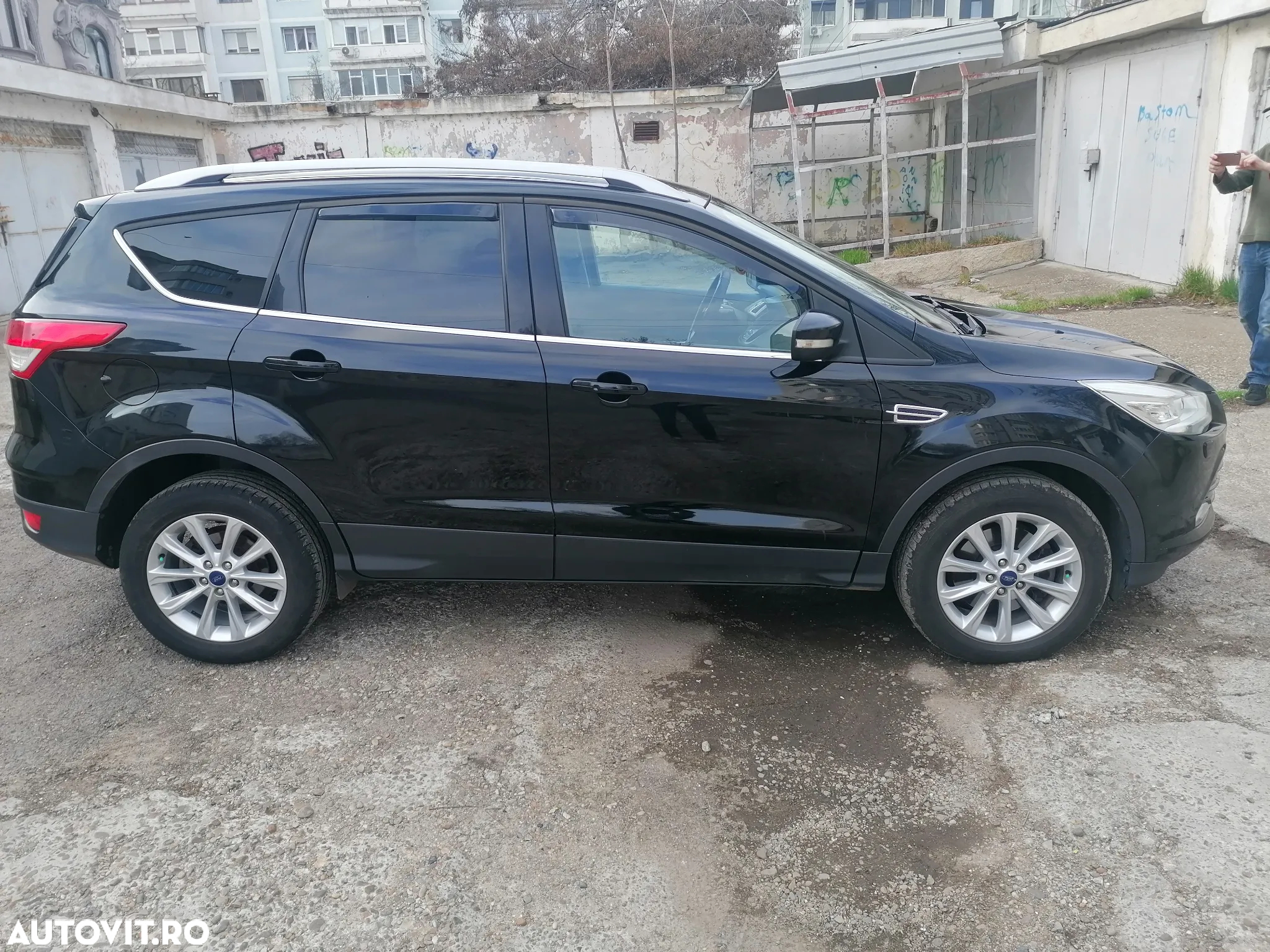Ford Kuga - 6