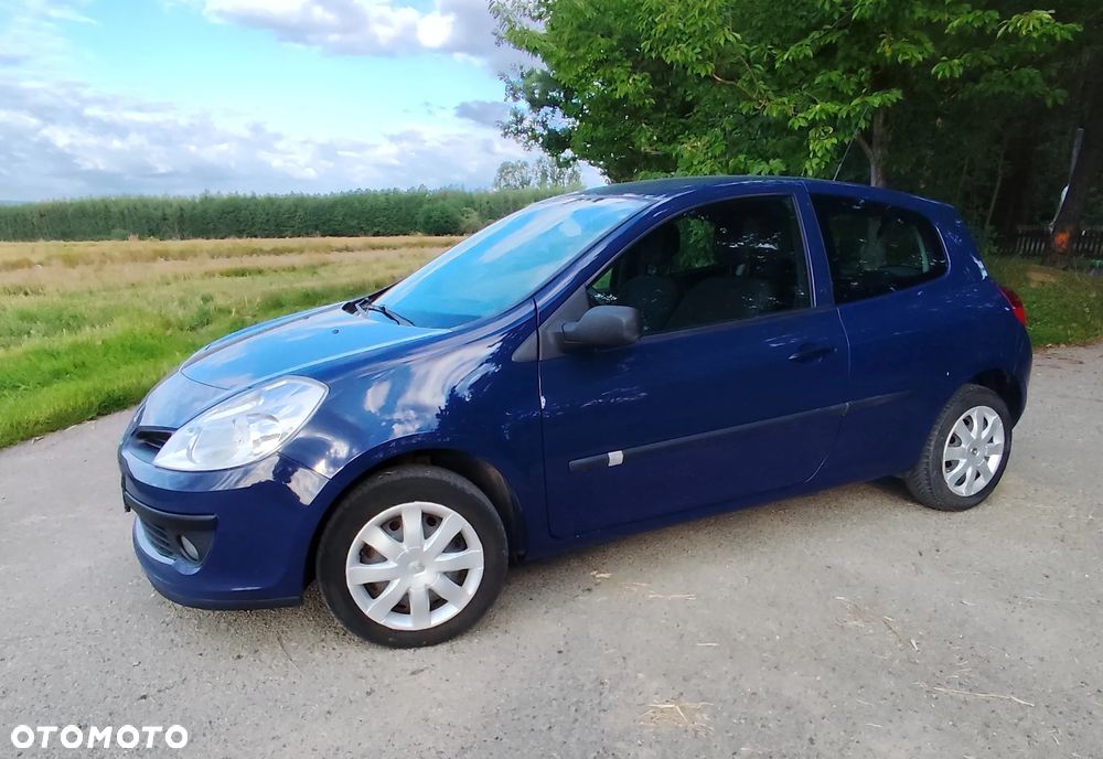 Renault Clio 1.2 16V Emotion - 3