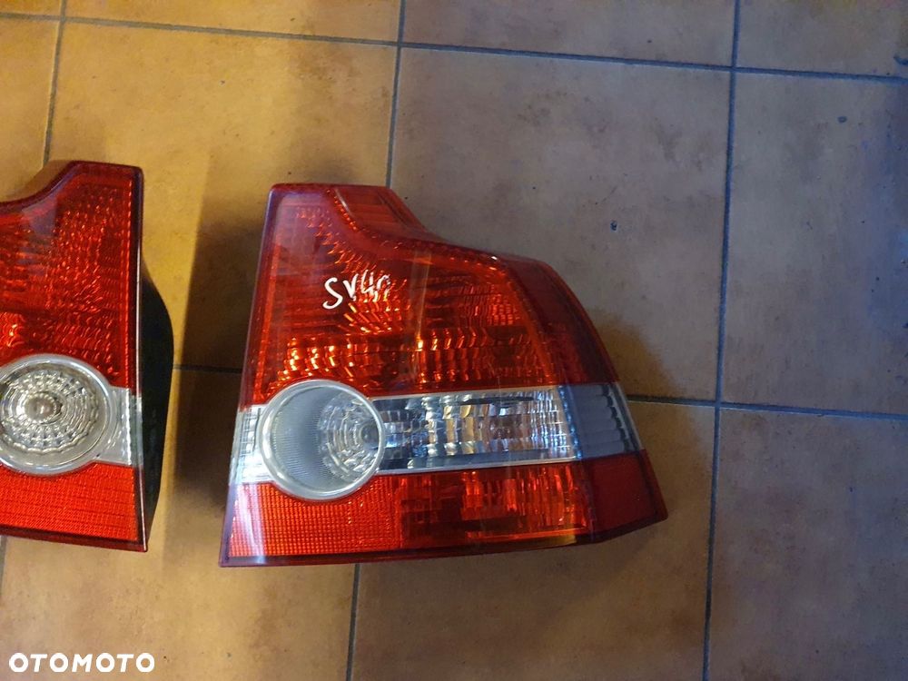 LAMPA PRAWY TYŁ VOLVO S40