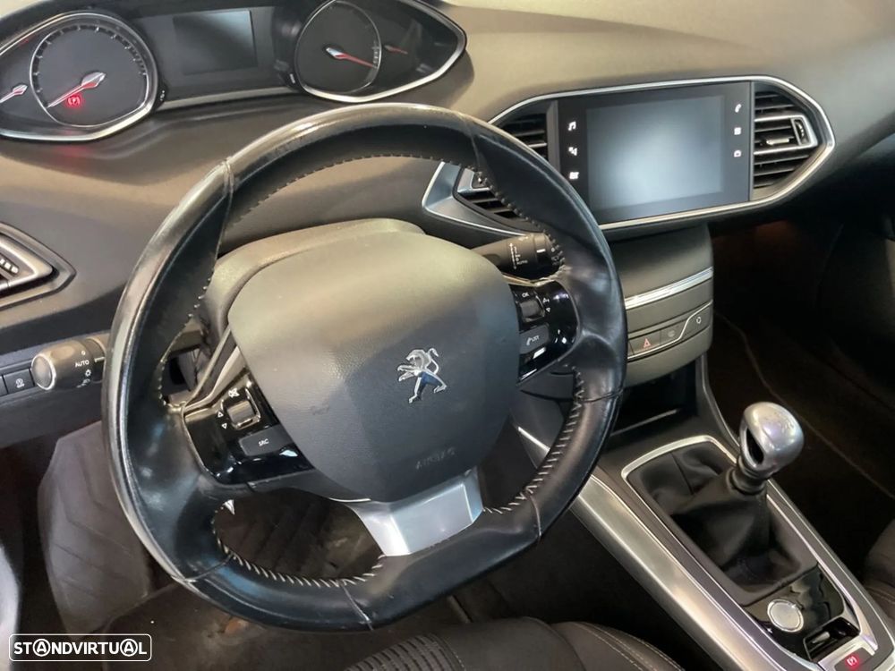 Peugeot 308 SW 1.2 PureTech Allure - 6