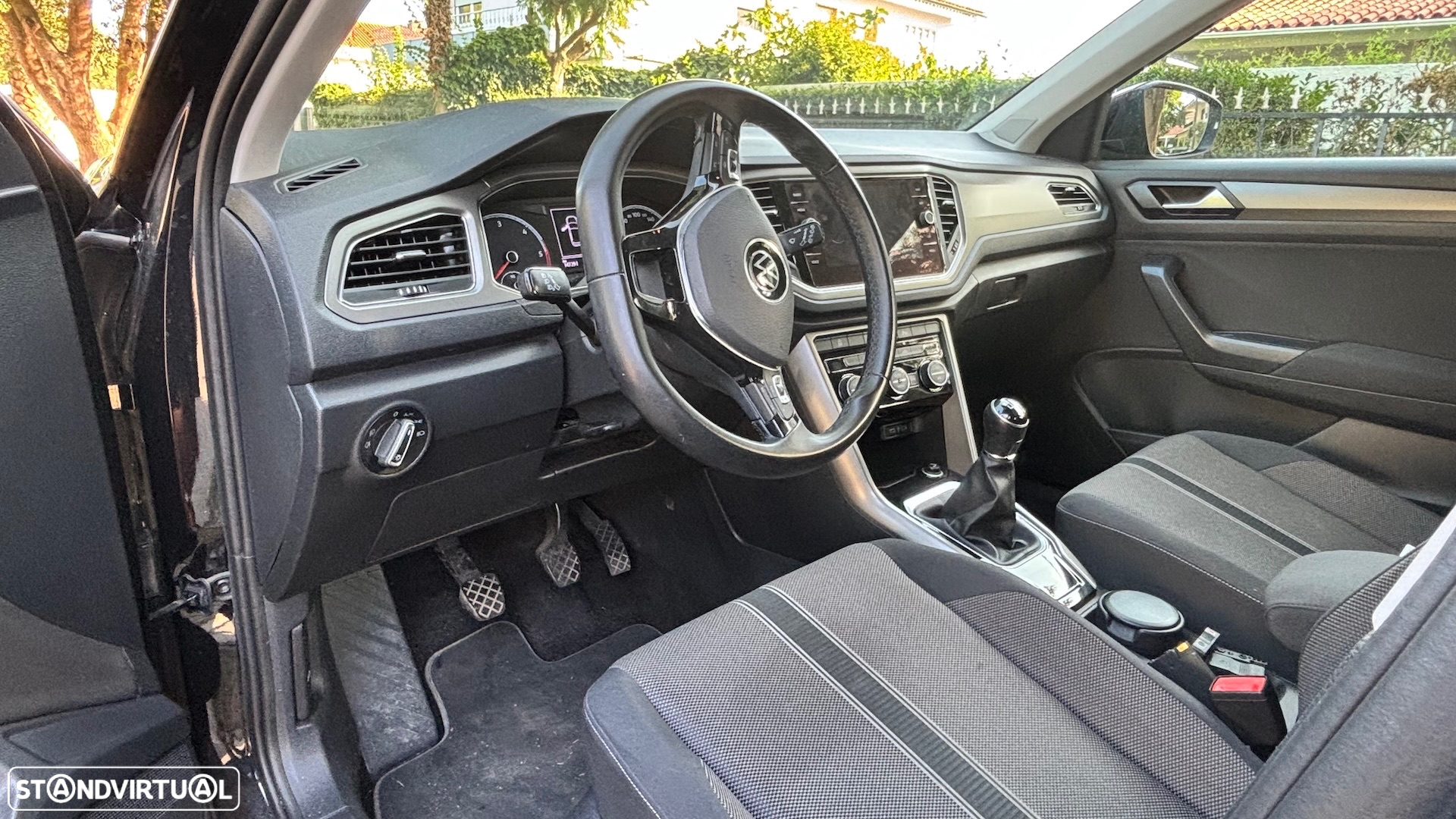 VW T-Roc - 8