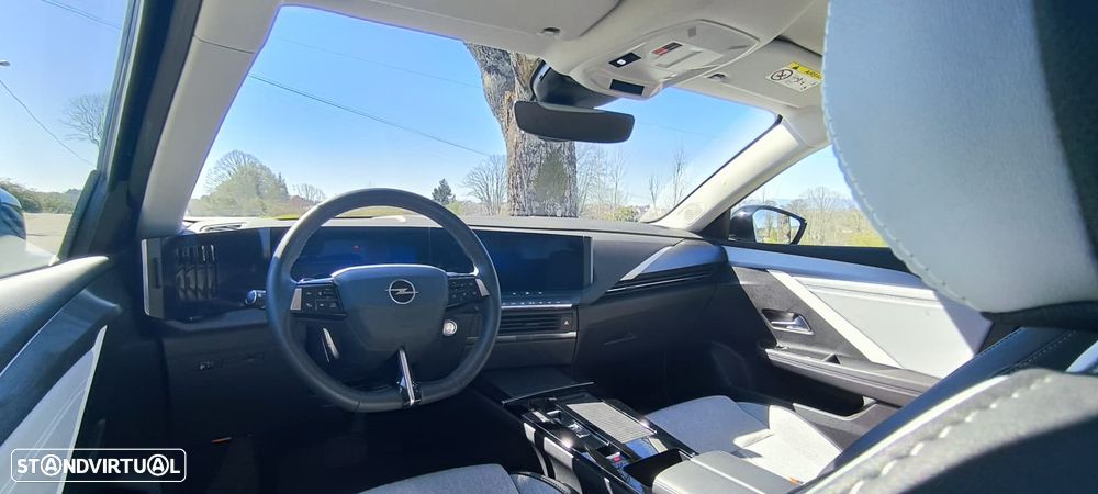 Opel Astra 1.5 D Elegance Aut. - 9