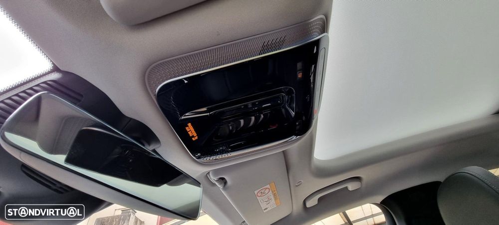 Mercedes-Benz GLC 300 e 4Matic - 32