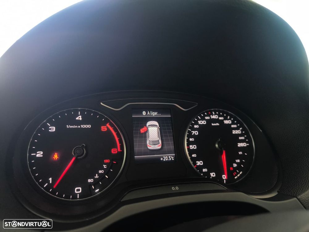 Audi A3 Sportback 2.0 TDI S-line - 19