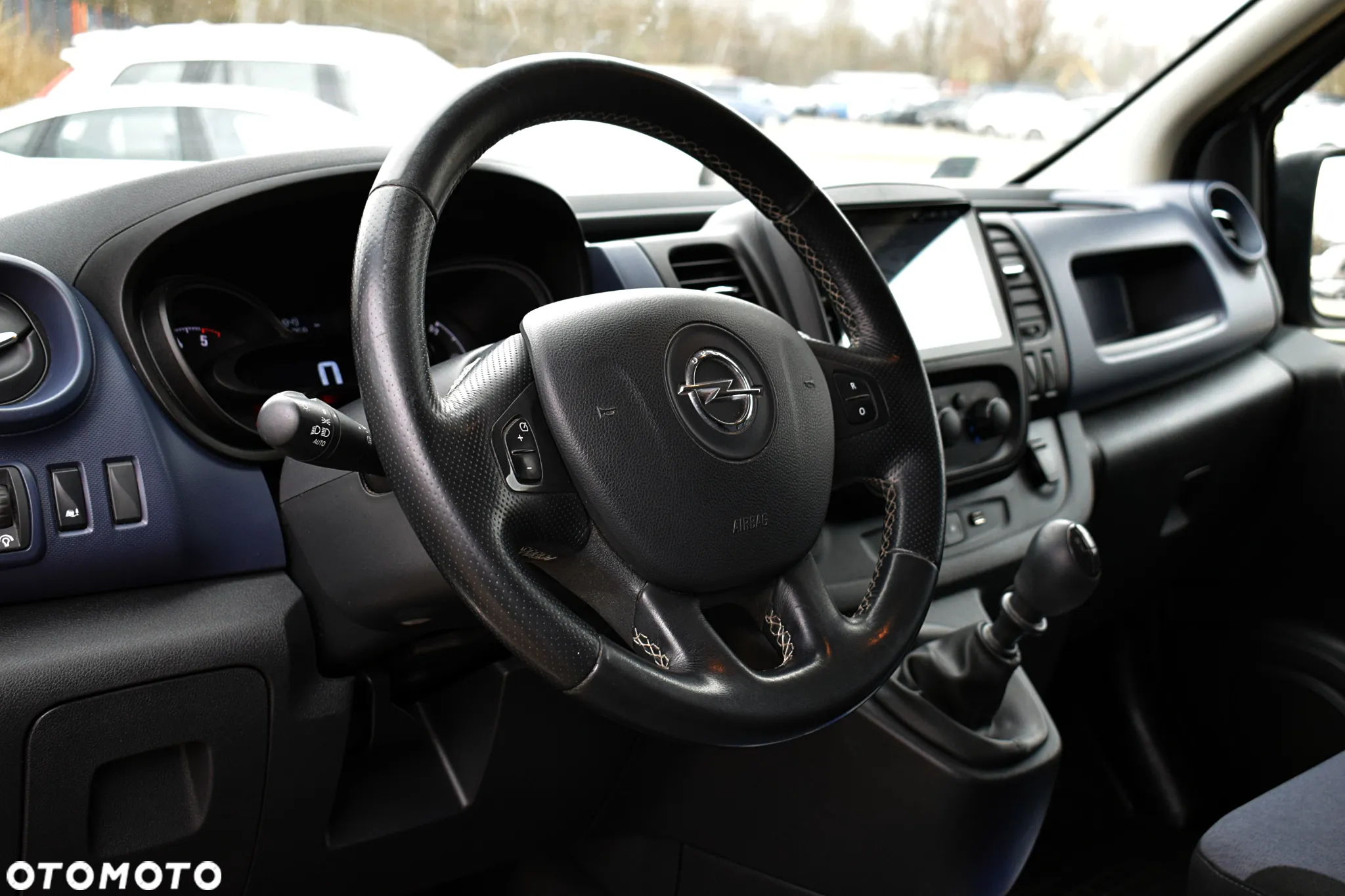 Opel Vivaro - 4