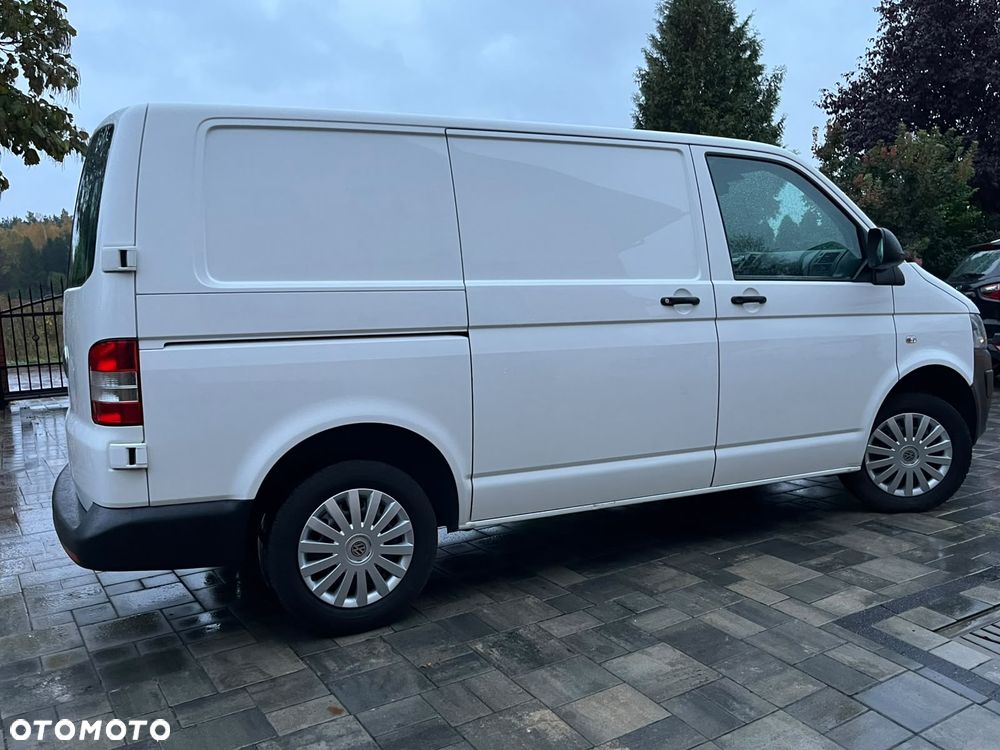 Volkswagen Transporter T5 - 18