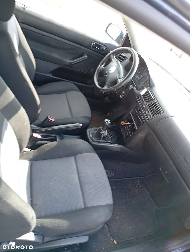 Volkswagen Golf - 7