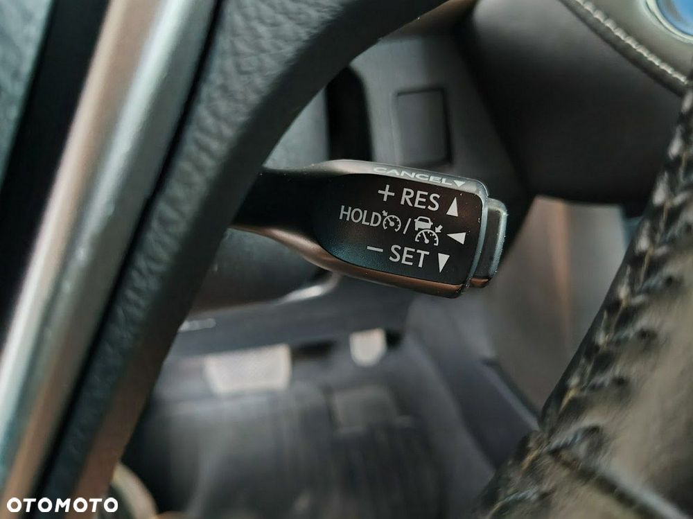 Nissan Qashqai 1.6 DIG-T Tekna - 28