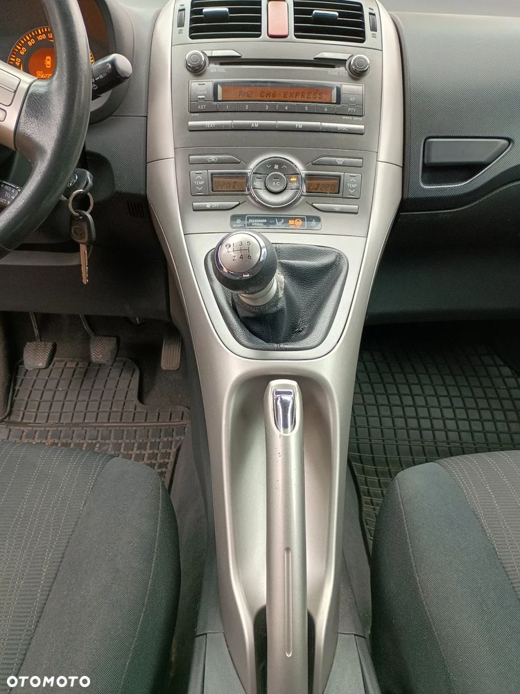 Opel Corsa 1.2 16V - 10