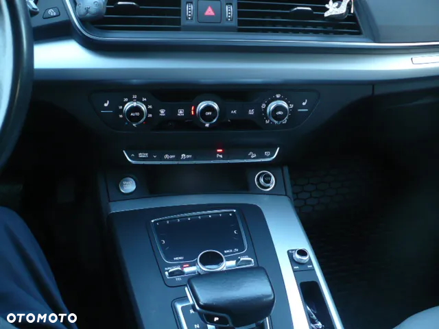 Audi Q5 2.0 TDI Quattro S tronic - 11