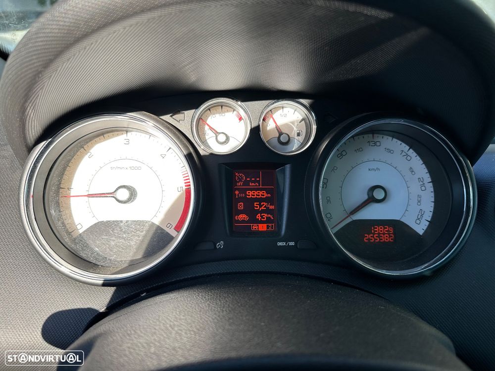 Peugeot 308 SW 1.6 e-HDi Sportium CVM6 - 8