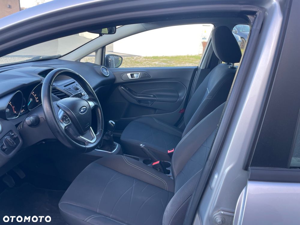 Ford Fiesta - 11