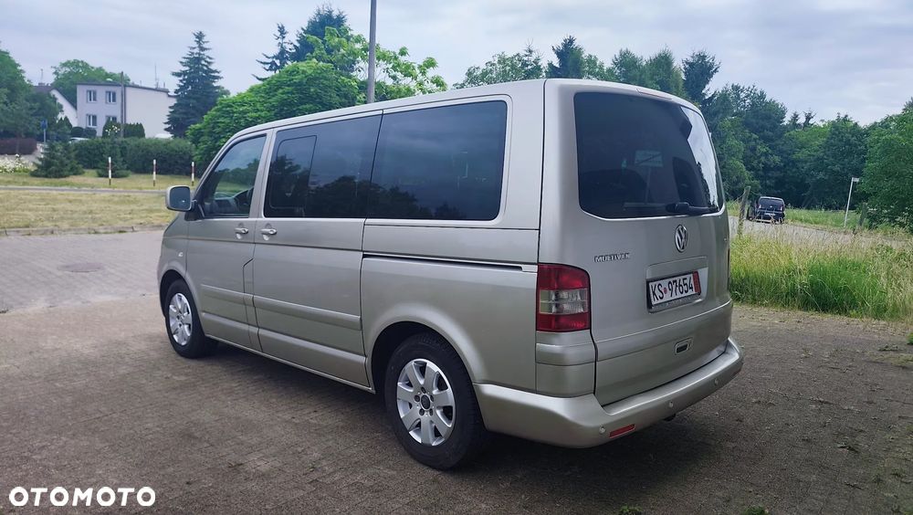 Volkswagen Multivan L1 Highline - 16