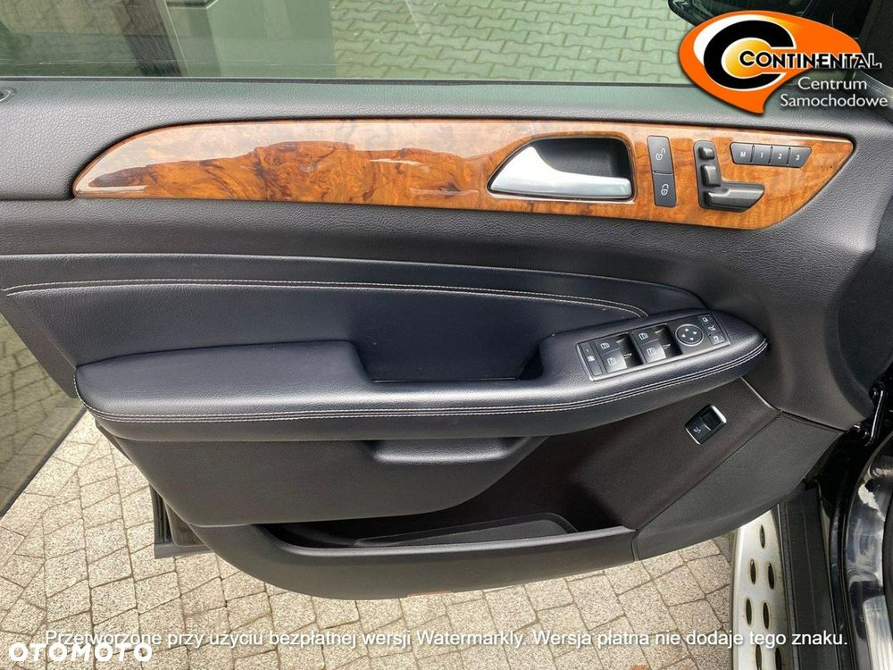 Mercedes-Benz ML - 13