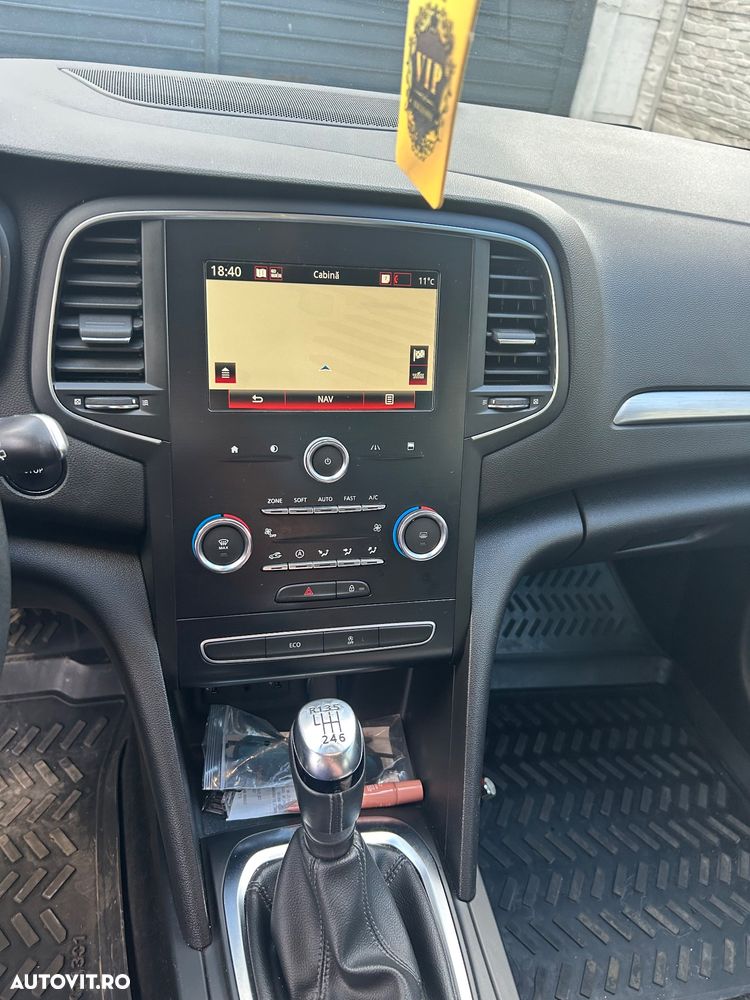 Renault Megane BLUE dCi Limited - 11