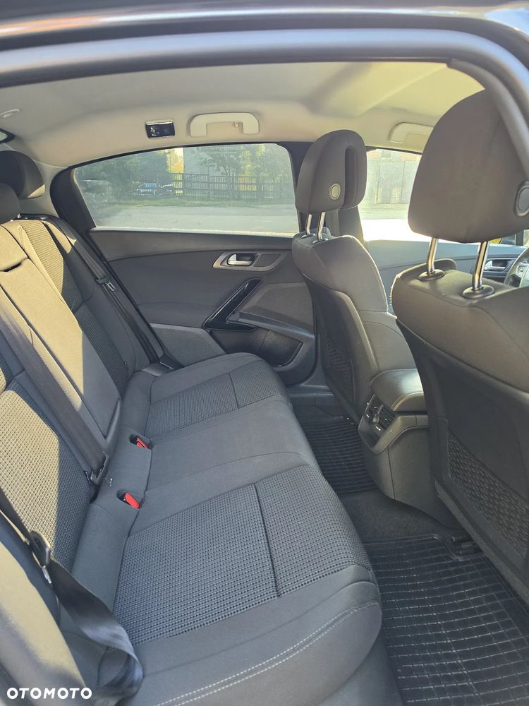 Peugeot 508 1.6 e-THP Active S&S - 12