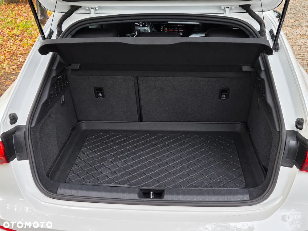 Audi A3 Sportback - 15