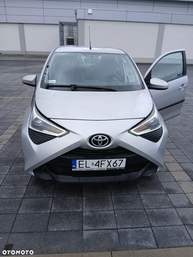 Toyota Aygo x-play - 3