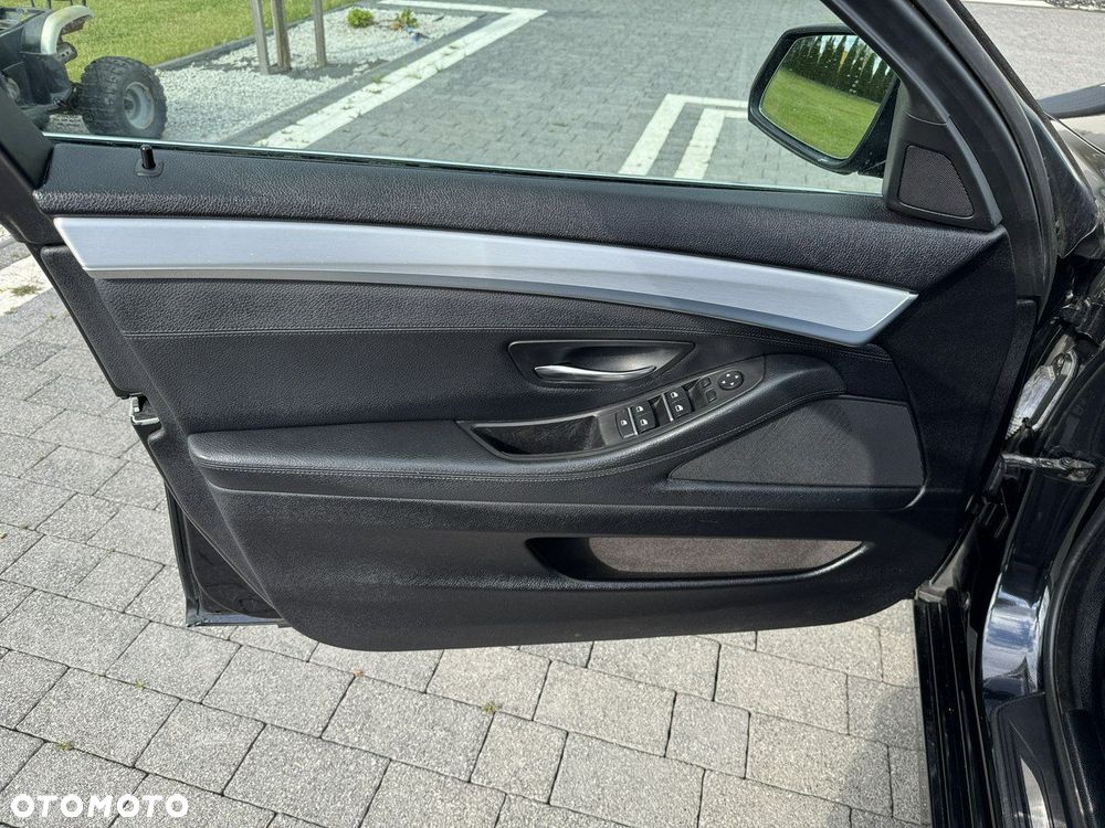 BMW Seria 5 520d - 18