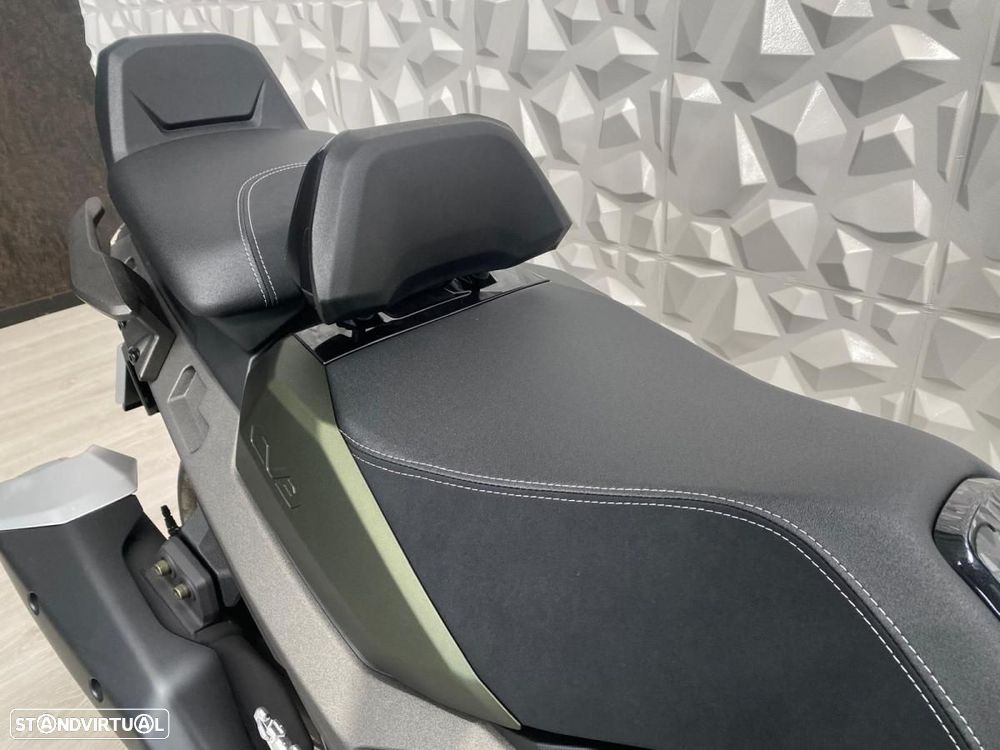 Kymco CV3 - 8